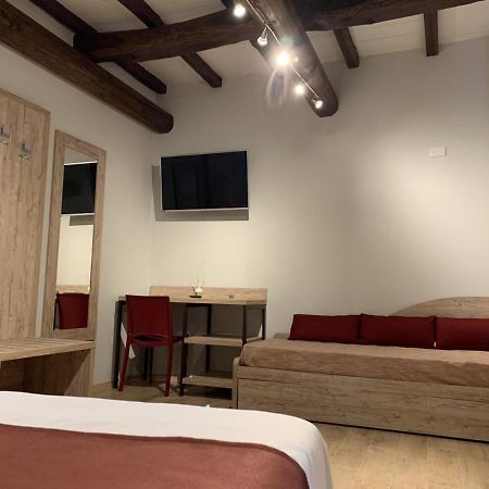 Otto Agriturismo ออตโตบิอาโน ภายนอก รูปภาพ